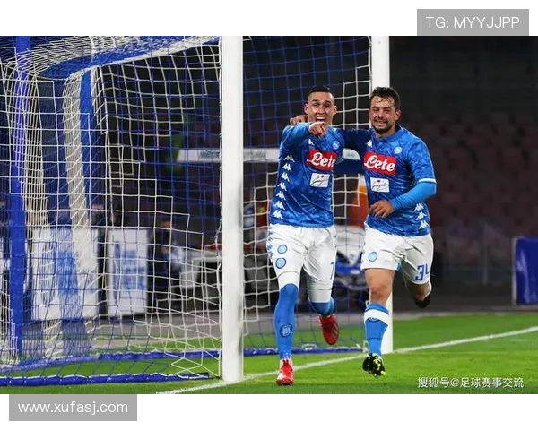 球队训练营开幕，年轻球员表现稳健备受媒体关注