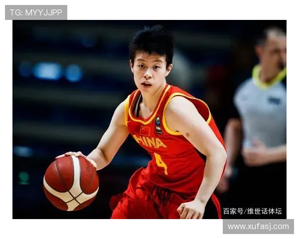 曹圭成在比赛中的影响力持续提升，备受全球关注的足球新星。