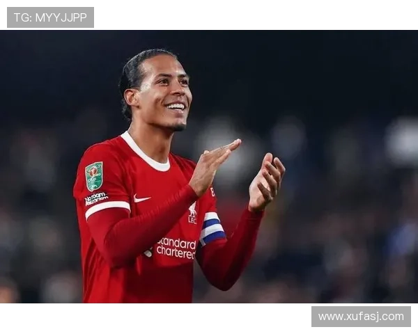 范戴克：PFA年度最佳球员中卫身份获奖